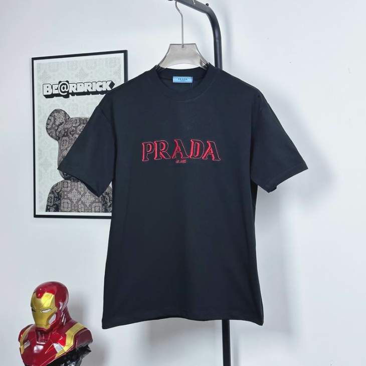 Picture of Prada T Shirts Short _SKUPradaM-2XLhgntxHB023578